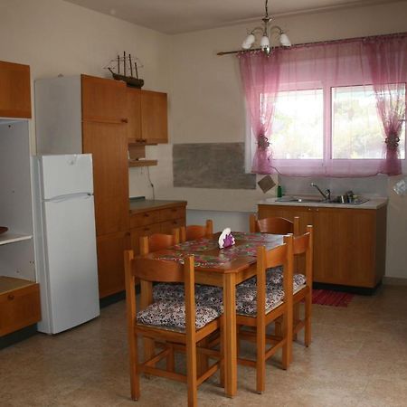 Kiki Stegna Apartment Архангелос Екстериор снимка